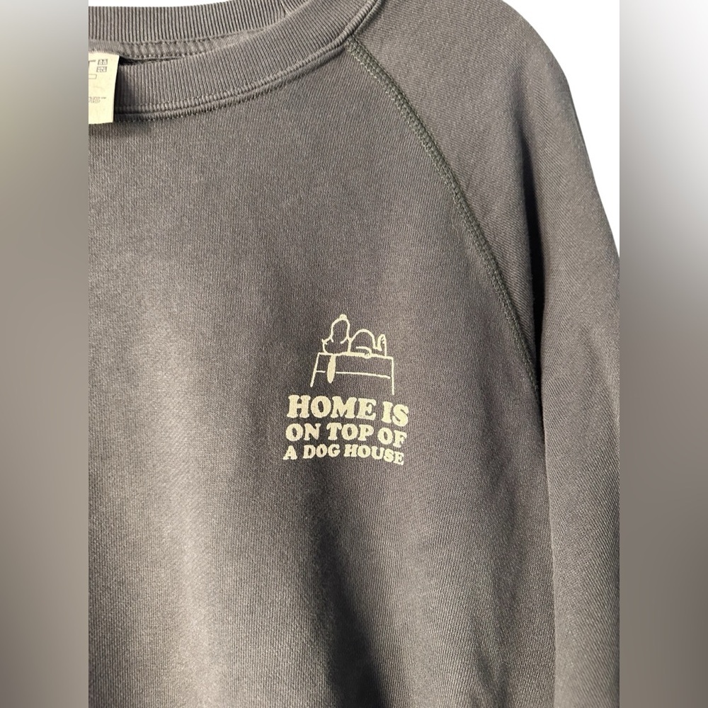 Uniqlo UT Peanuts Snoopy Sweatshirt Men’s Medium Gray - Picture 2 of 7